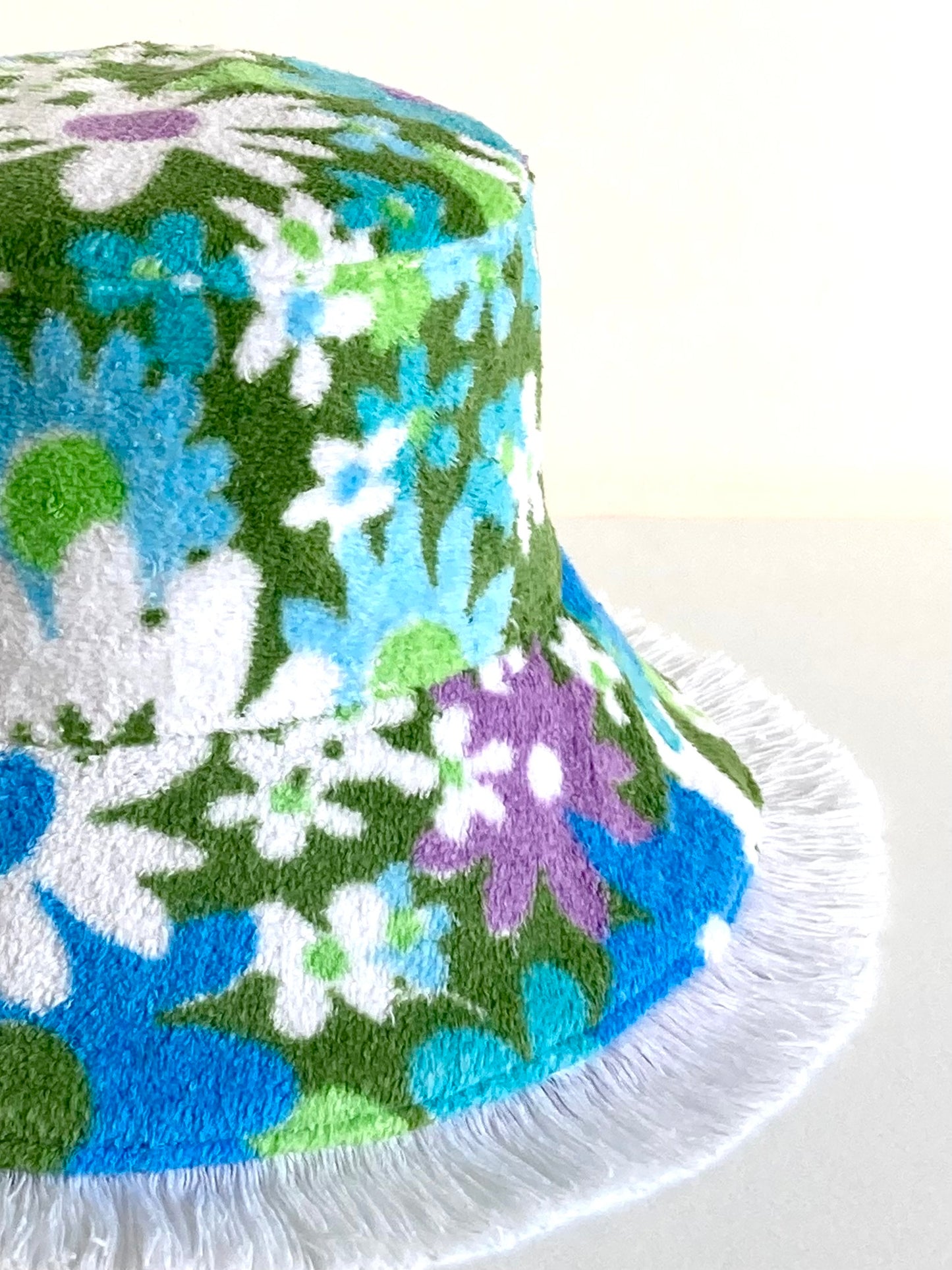 Lazy Daisy Bucket Hat